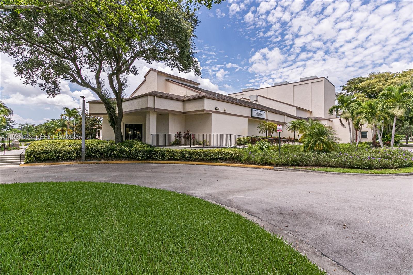 4534 S Carambola Cir S #27275, Coconut Creek FL 33066