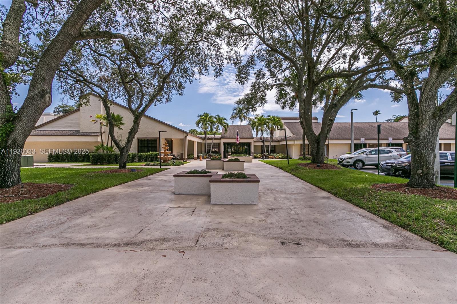 4534 S Carambola Cir S #27275, Coconut Creek FL 33066
