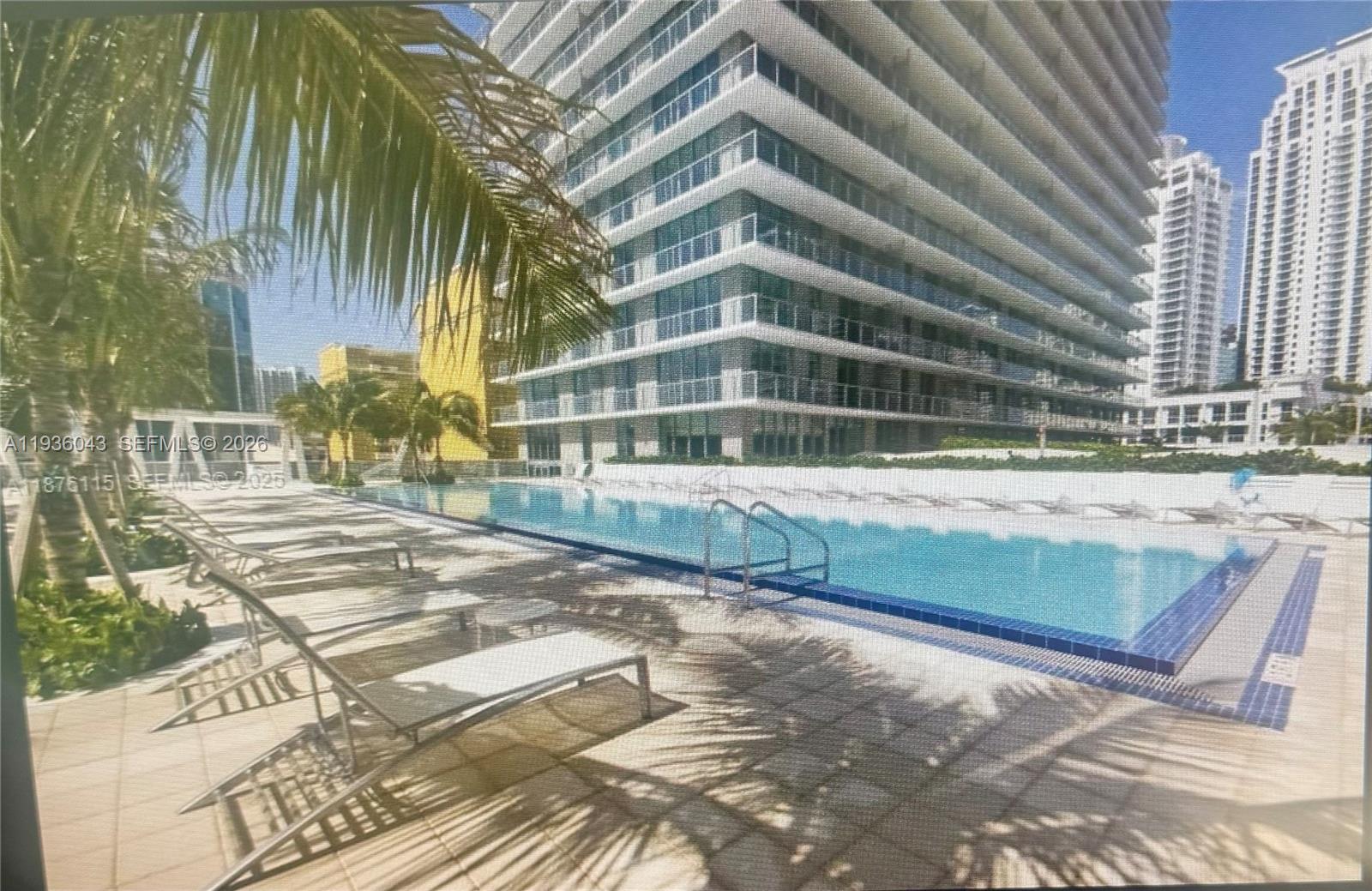 1111 SW 1 #2616, Miami FL 33130