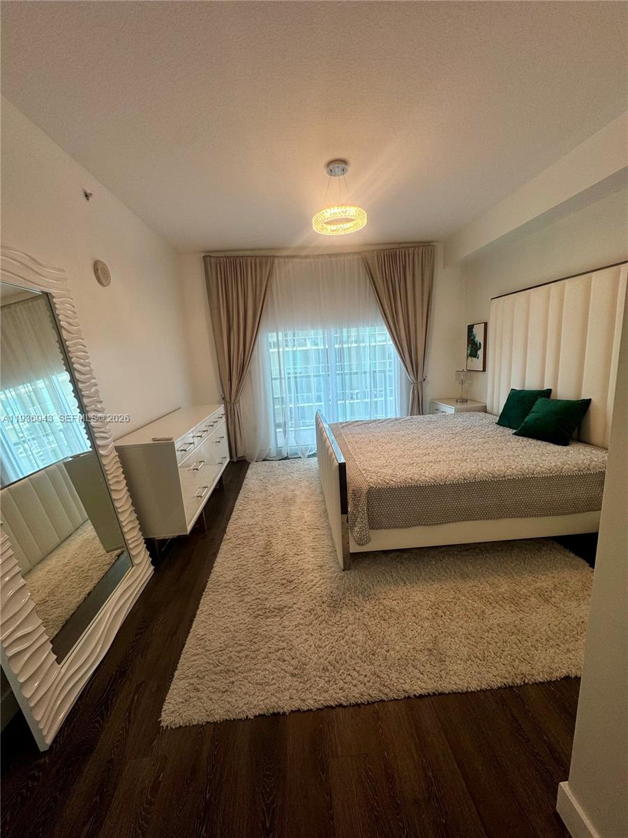 1111 SW 1 #2616, Miami FL 33130