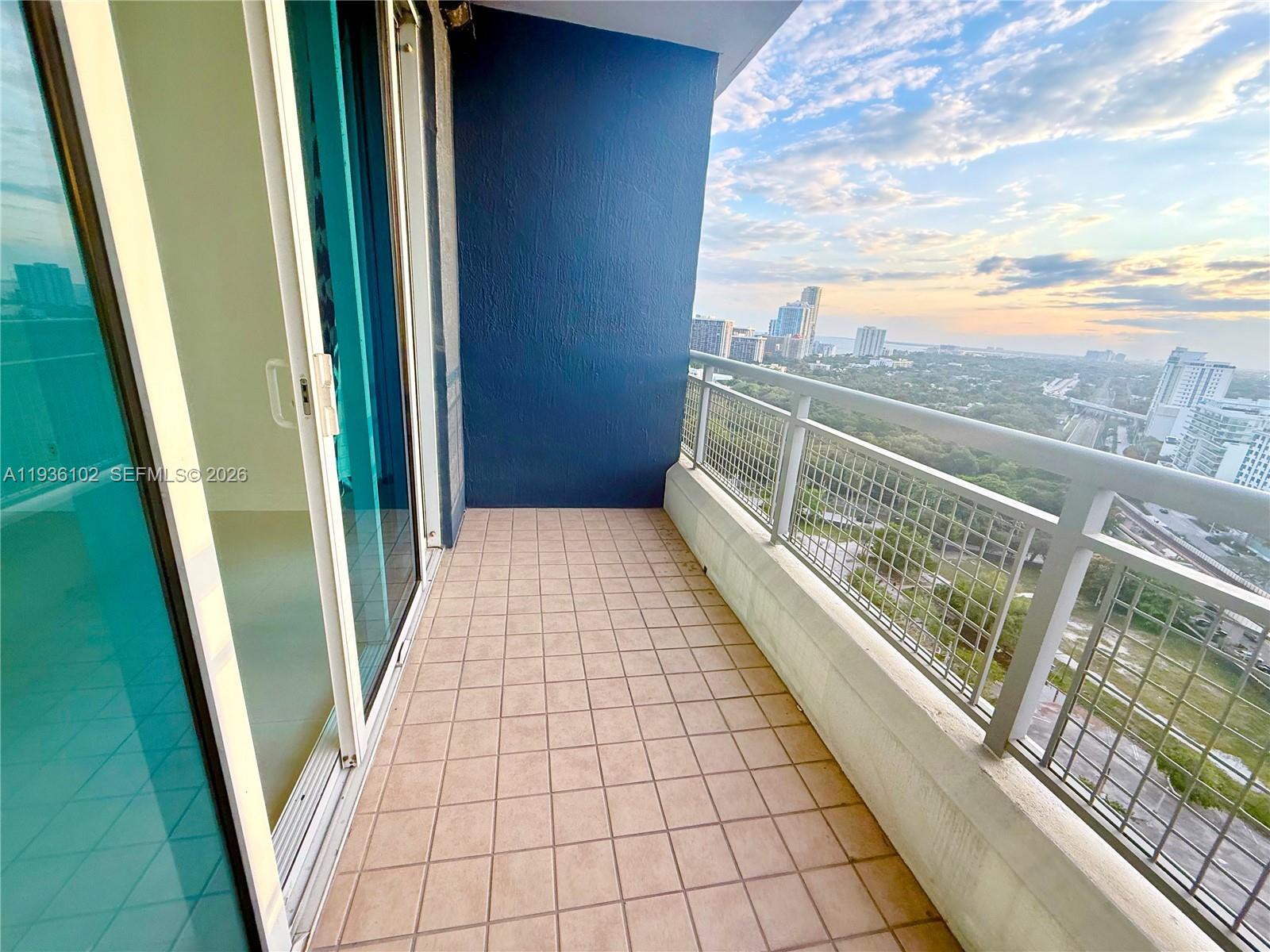 60 SW 13th St #1603, Miami FL 33130