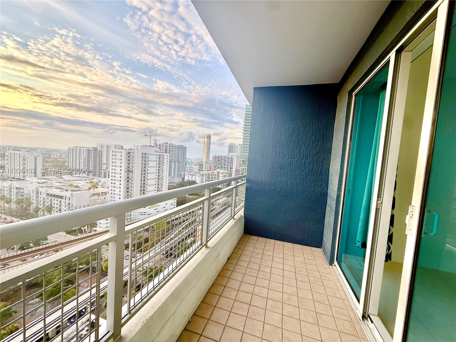 60 SW 13th St #1603, Miami FL 33130