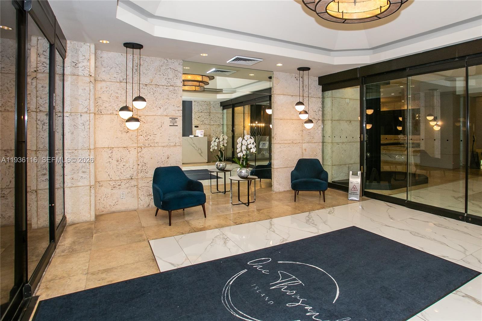 1000 W Island Blvd #2906, Aventura FL 33160