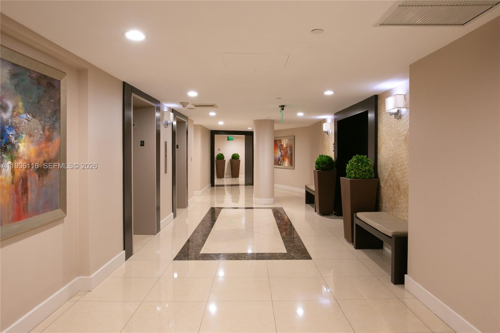 1000 W Island Blvd #2906, Aventura FL 33160