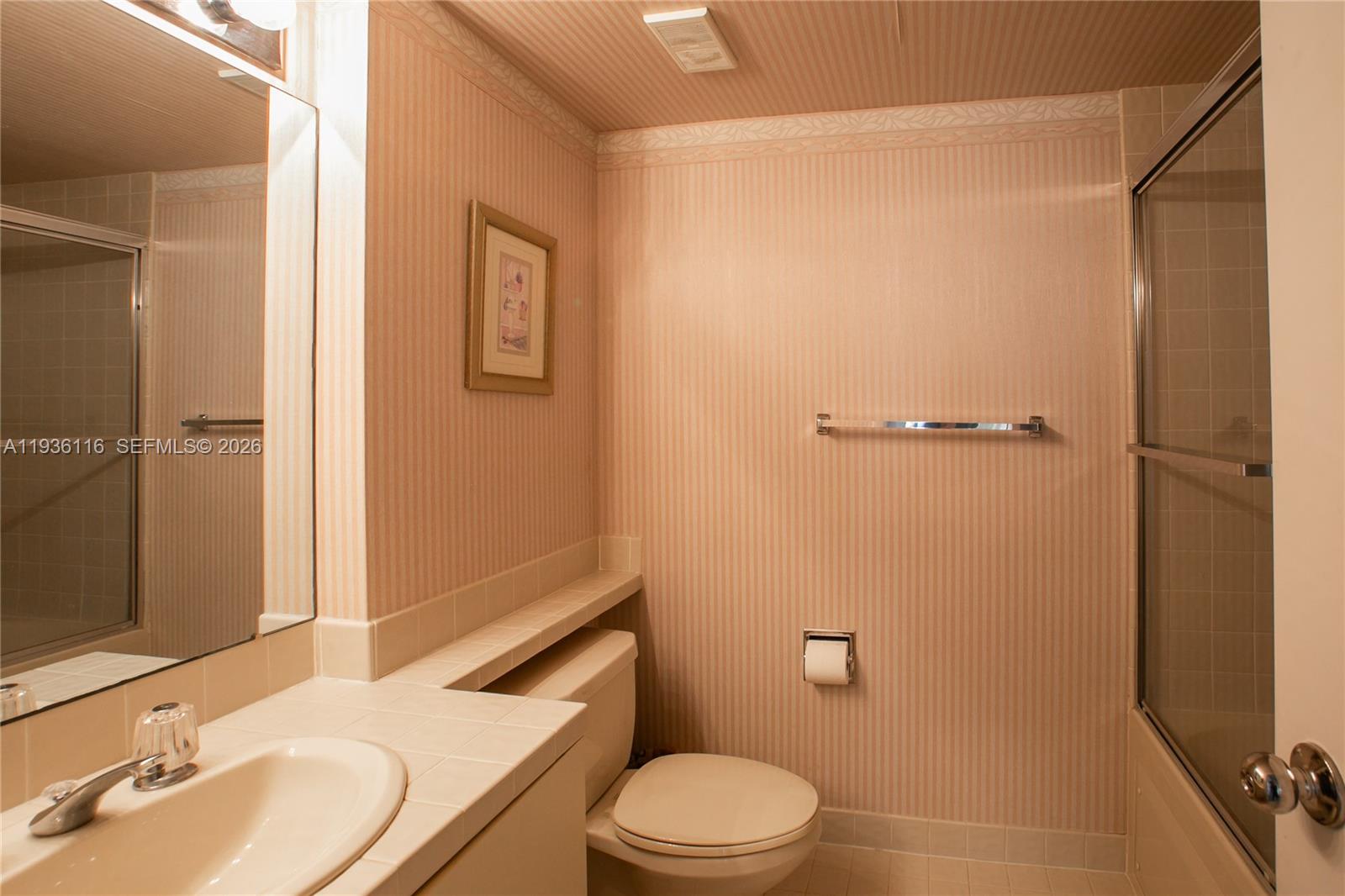 1000 W Island Blvd #2906, Aventura FL 33160