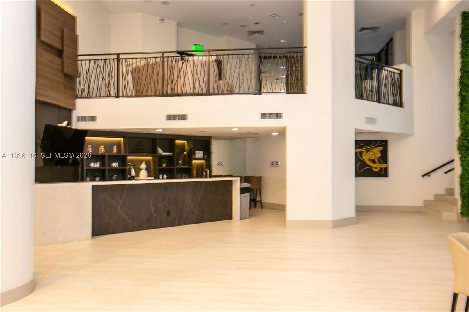 1000 W Island Blvd #2906, Aventura FL 33160