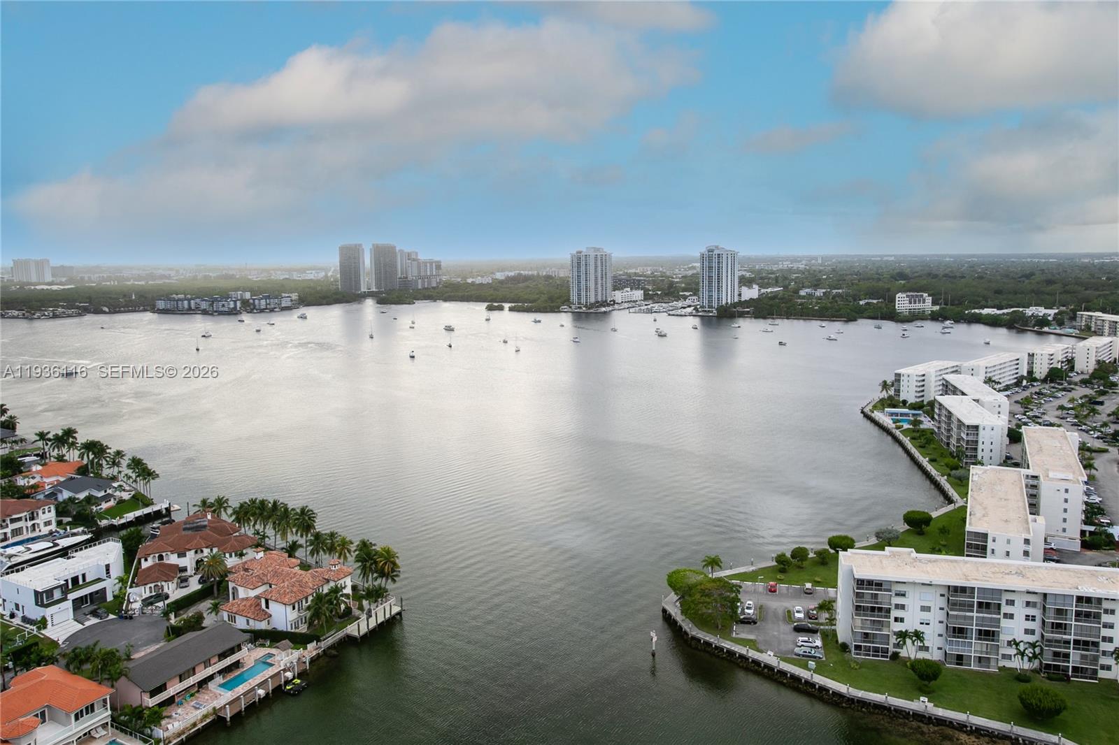 1000 W Island Blvd #2906, Aventura FL 33160
