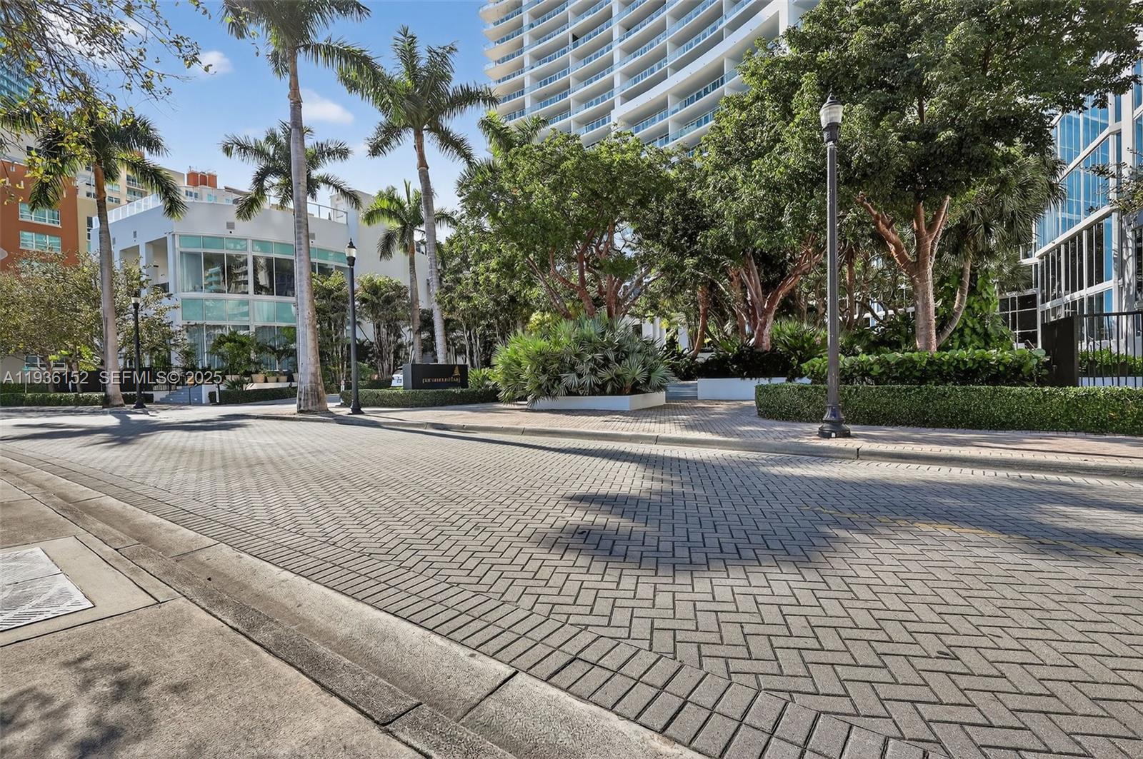2020 N Bayshore Dr #3505, Miami FL 33137