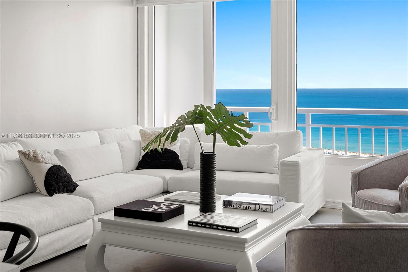400 S Pointe Dr #2208, Miami Beach FL 33139