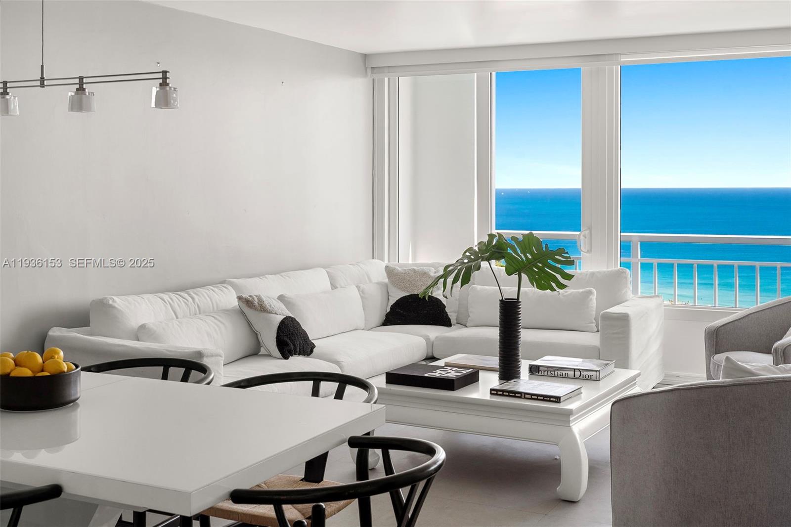 400 S Pointe Dr #2208, Miami Beach FL 33139