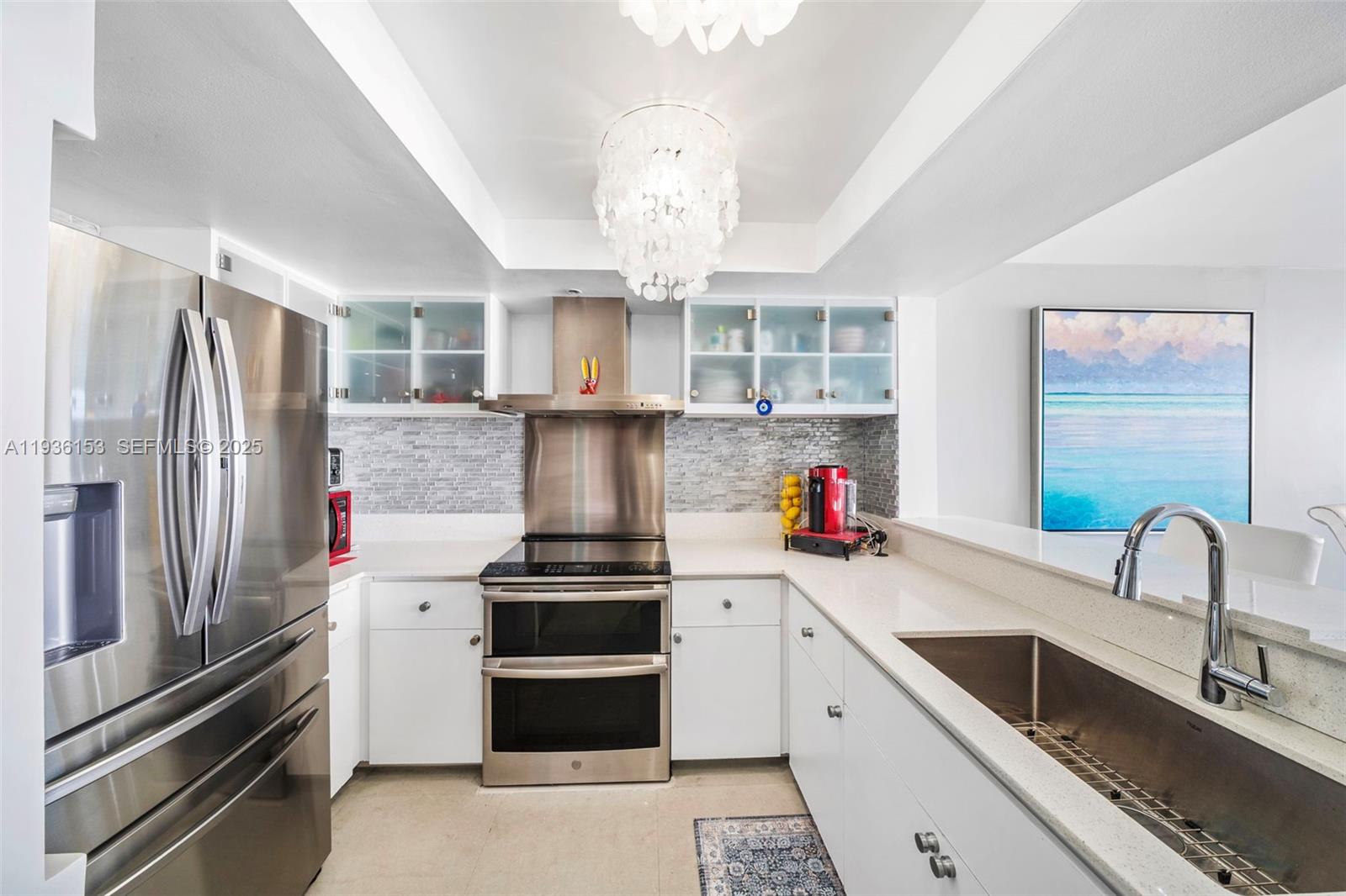 400 S Pointe Dr #2208, Miami Beach FL 33139
