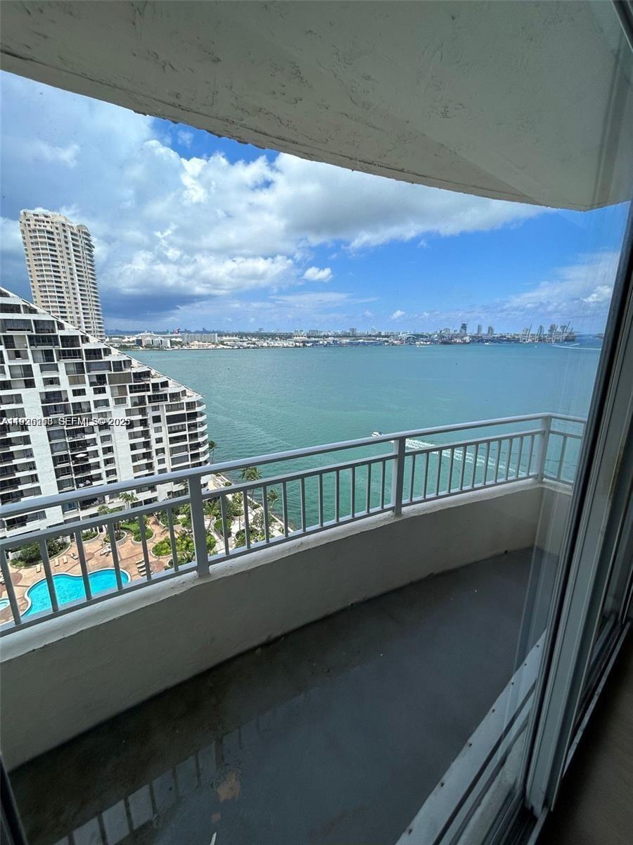 770 Claughton Island Dr #2109, Miami FL 33131
