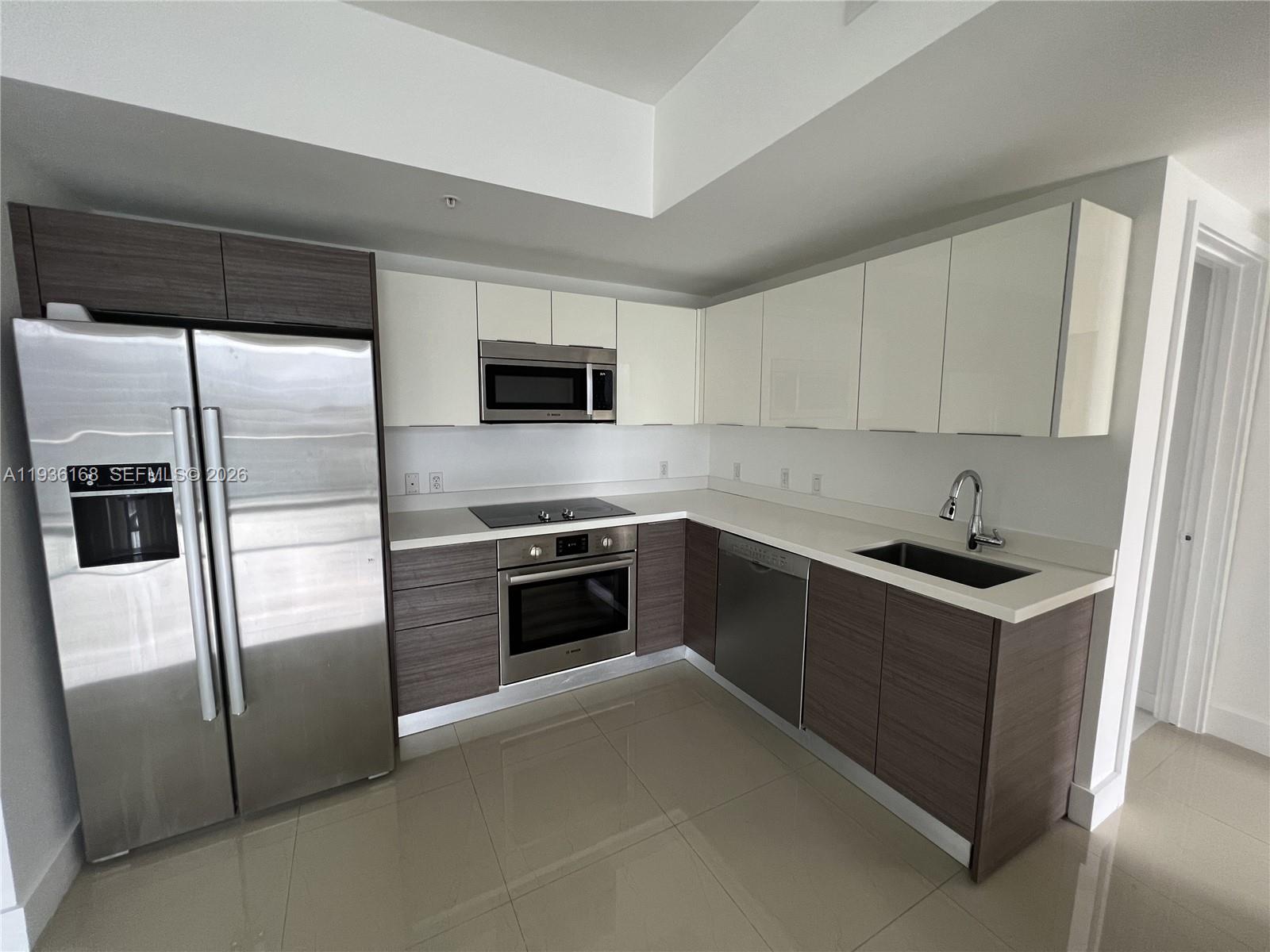 1010 SW 2nd Ave #1702, Miami FL 33130