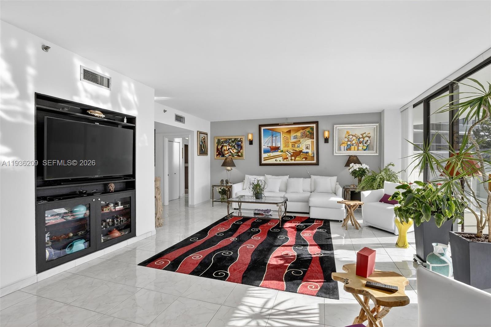 20281 E Country Club Dr #201, Aventura FL 33180