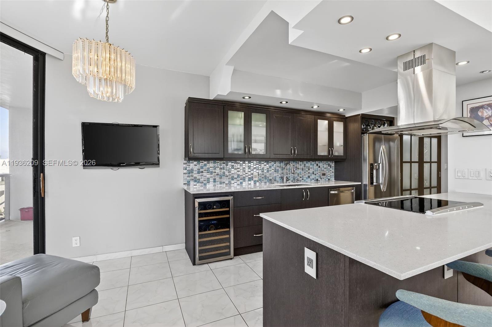 20281 E Country Club Dr #201, Aventura FL 33180