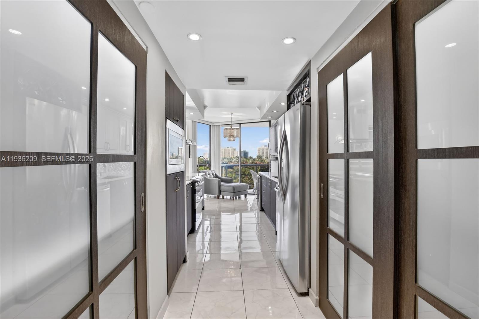 20281 E Country Club Dr #201, Aventura FL 33180