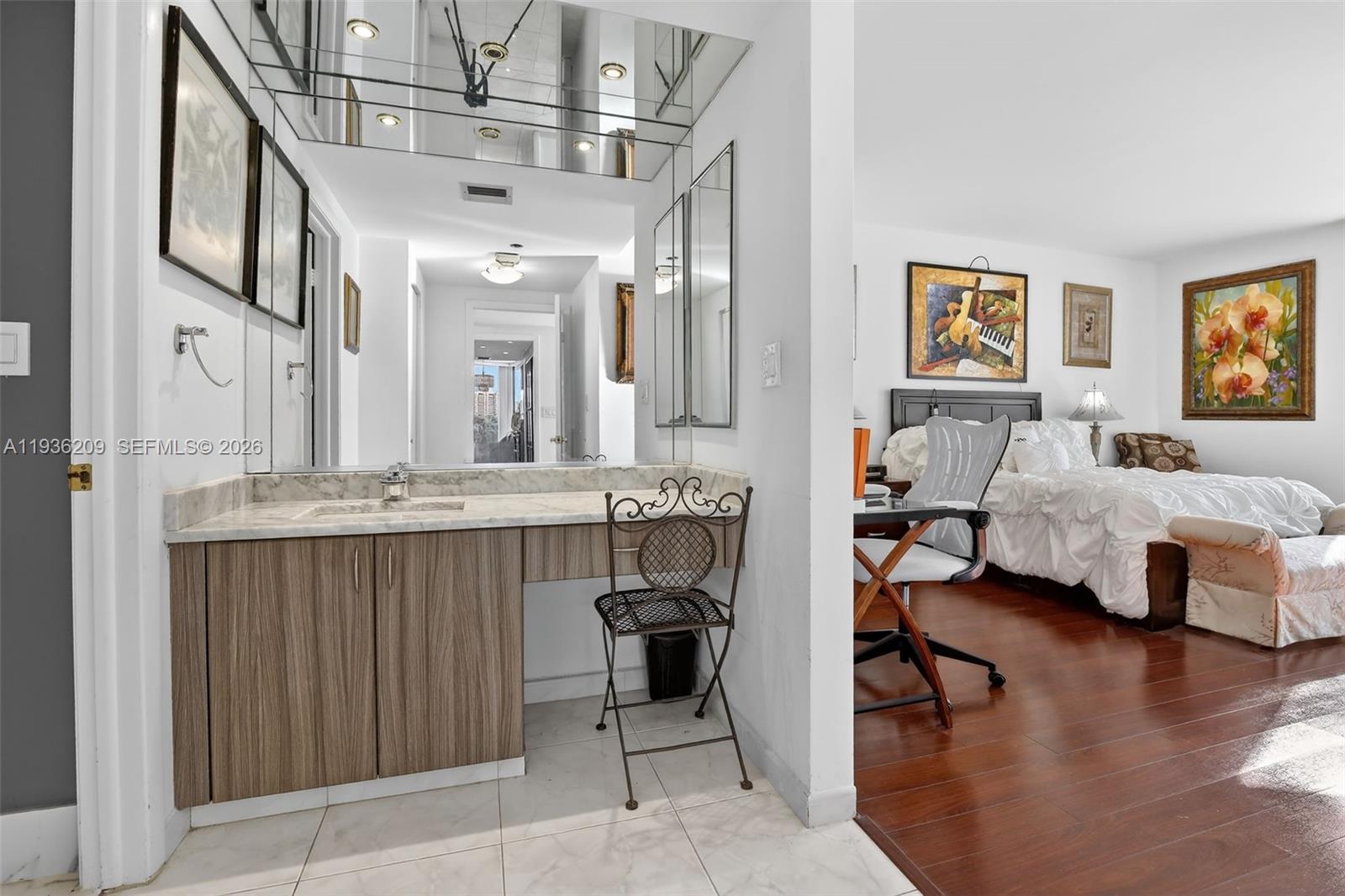 20281 E Country Club Dr #201, Aventura FL 33180