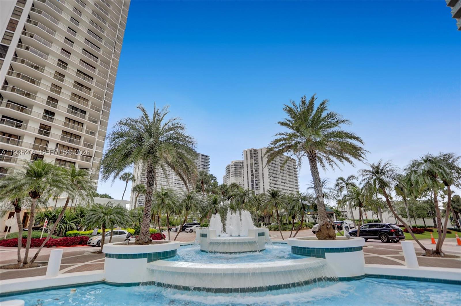 20281 E Country Club Dr #201, Aventura FL 33180