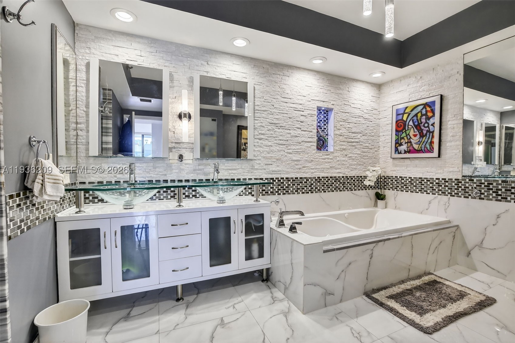 20281 E Country Club Dr #201, Aventura FL 33180