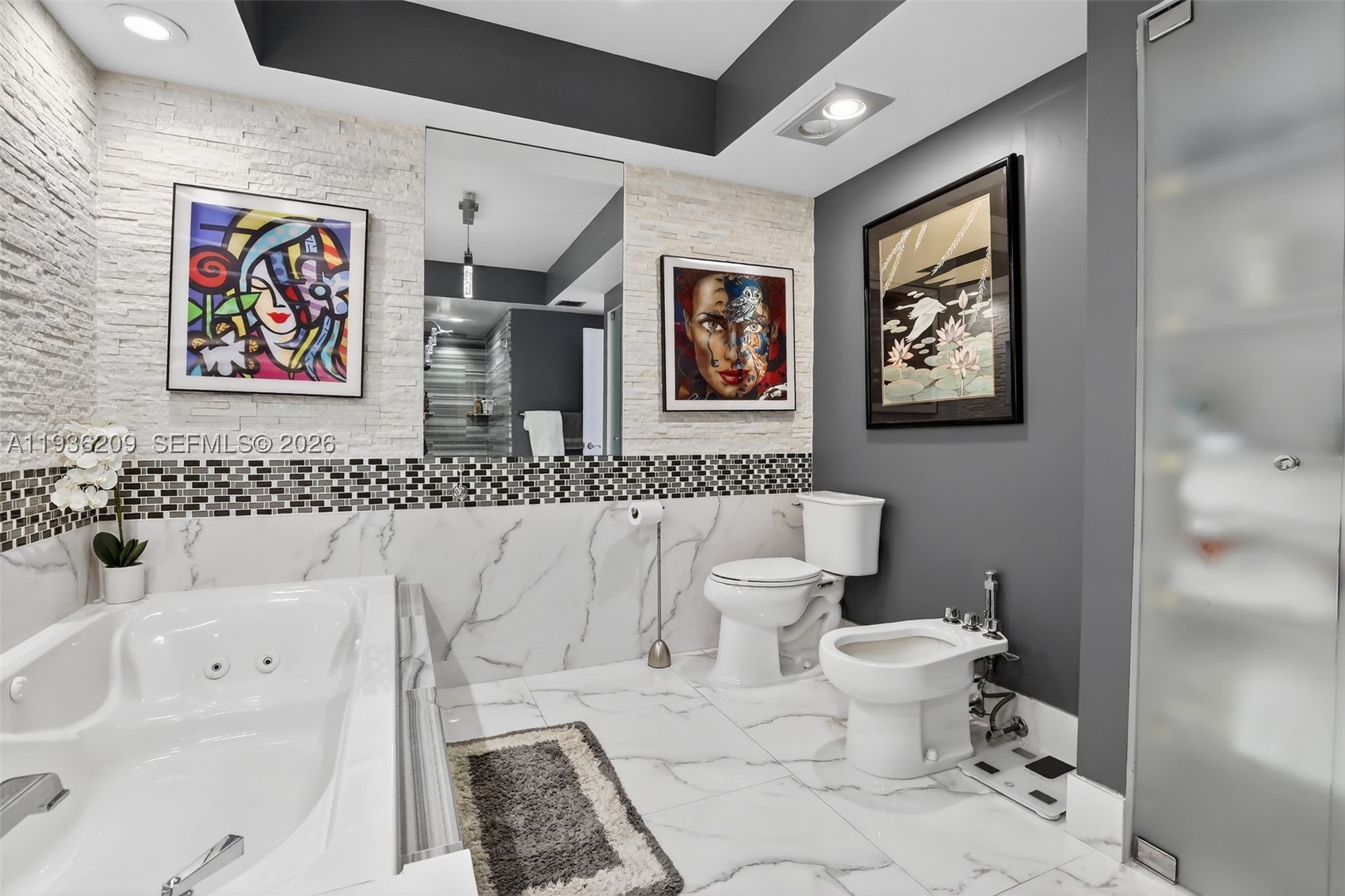 20281 E Country Club Dr #201, Aventura FL 33180