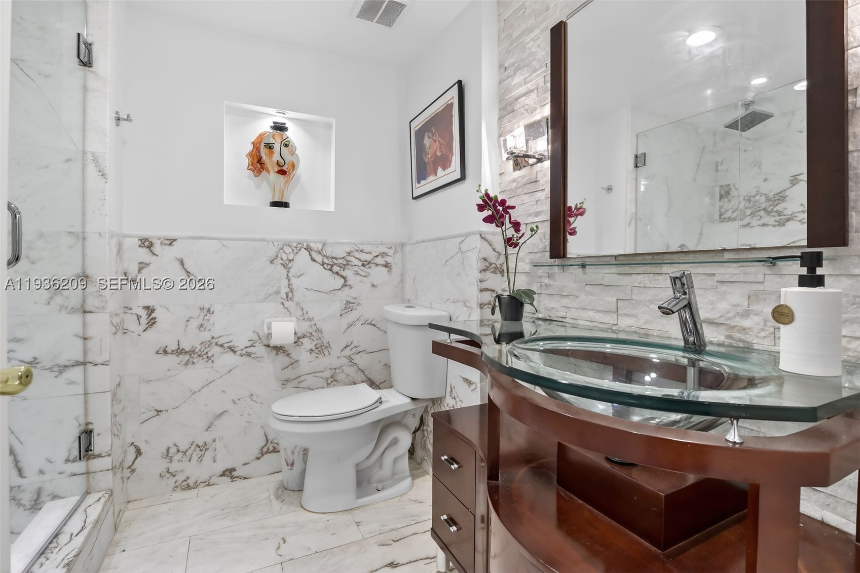 20281 E Country Club Dr #201, Aventura FL 33180