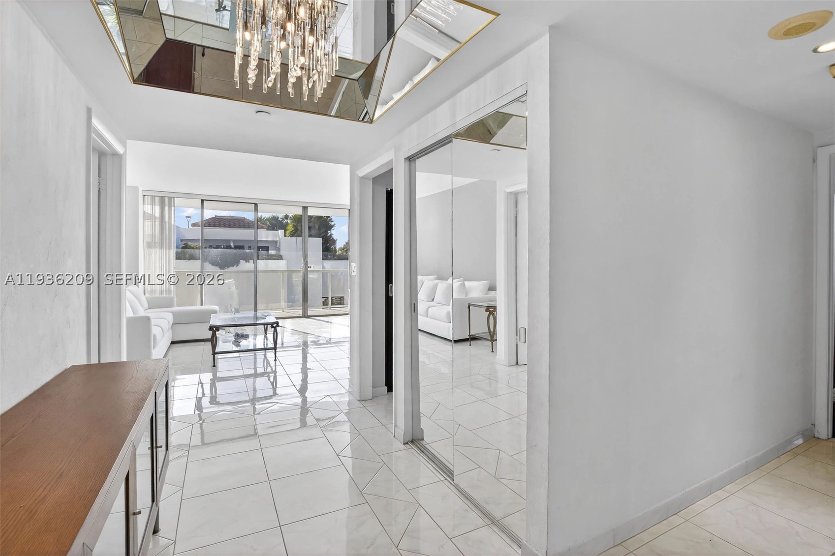 20281 E Country Club Dr #201, Aventura FL 33180