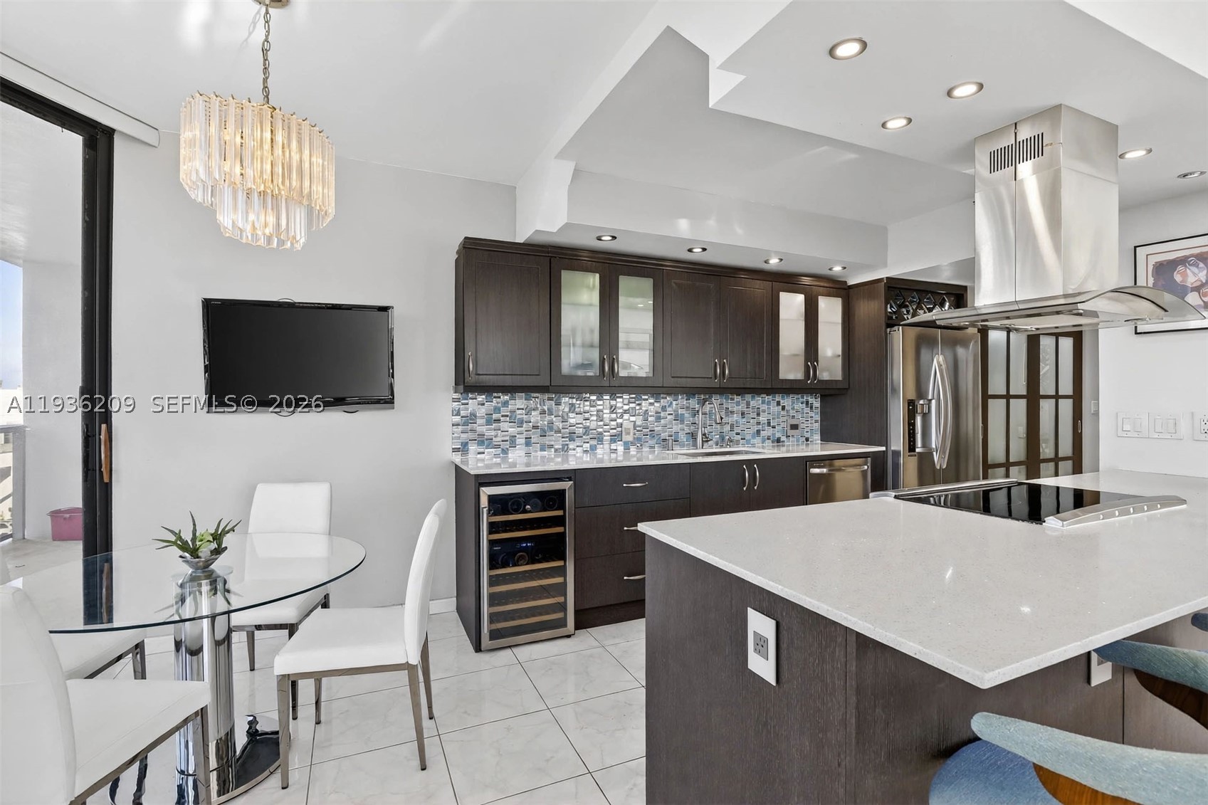 20281 E Country Club Dr #201, Aventura FL 33180