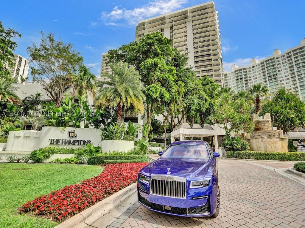 20281 E Country Club Dr #201, Aventura FL 33180