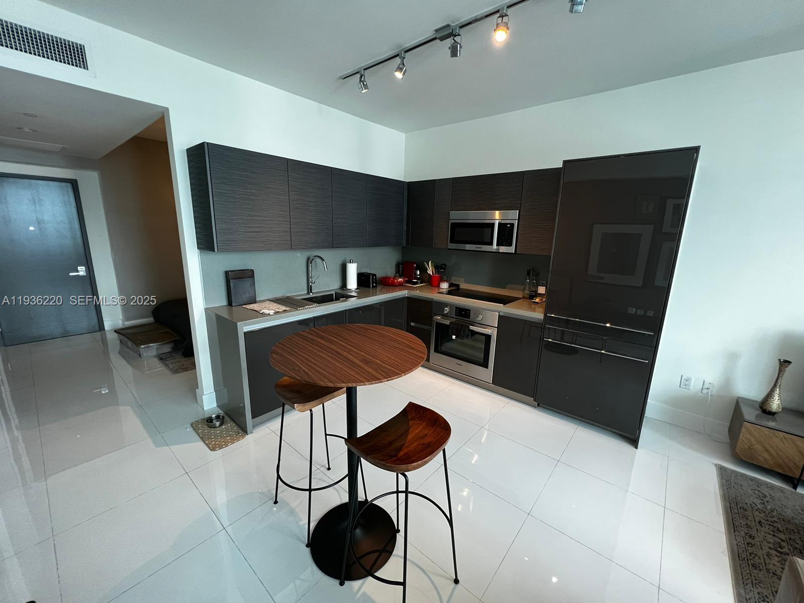 1080 Brickell Ave #3605, Miami FL 33131