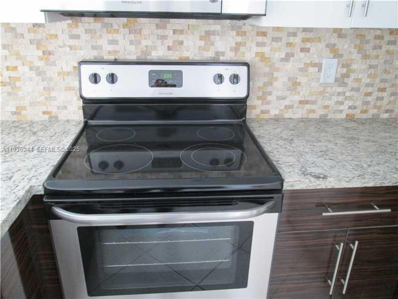 8043 Lagos De Campo Blvd #F-3, Tamarac FL 33321