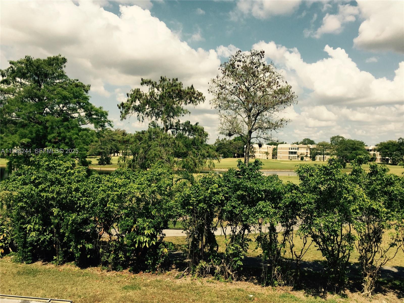 8043 Lagos De Campo Blvd #F-3, Tamarac FL 33321