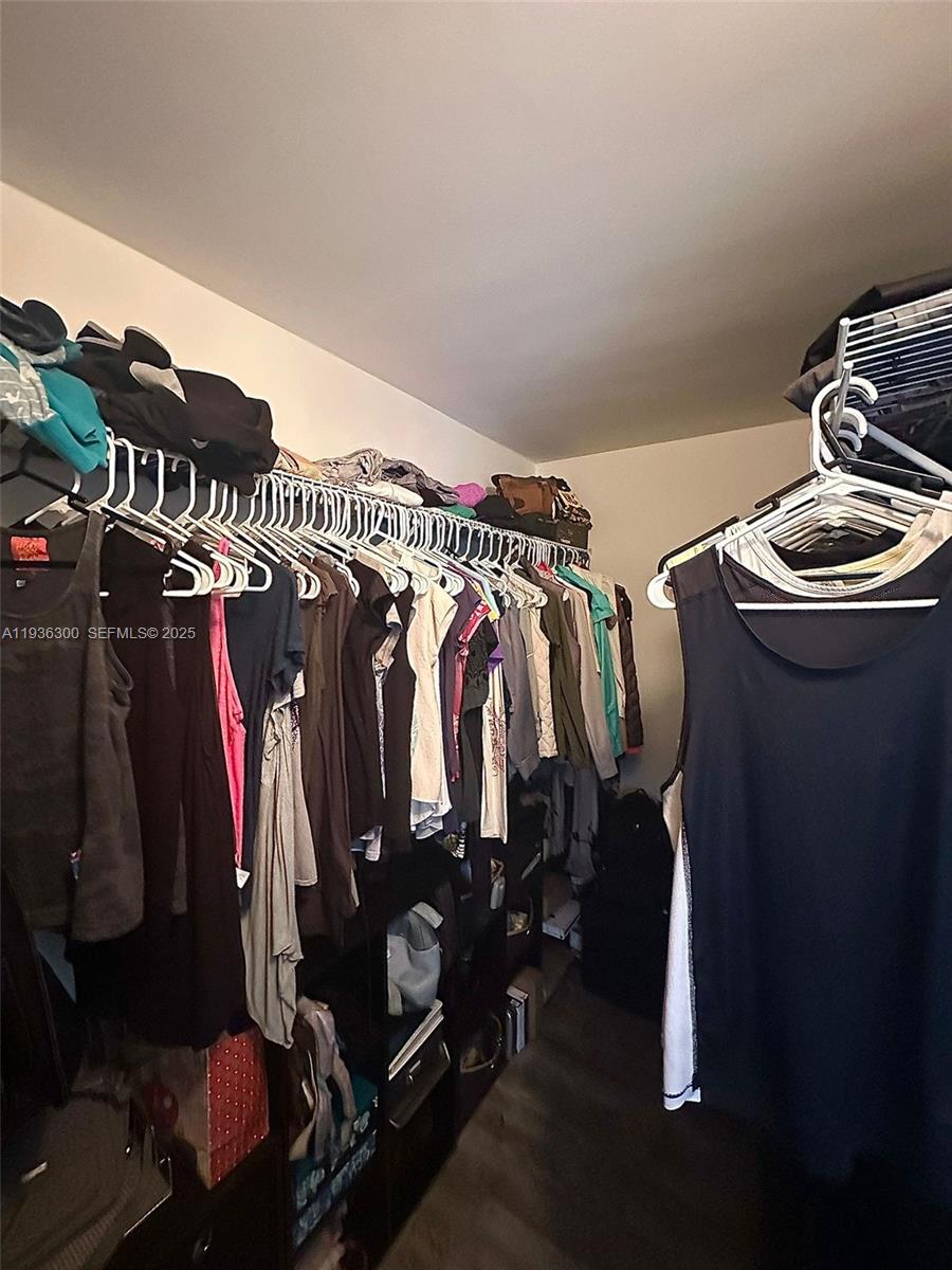 13499 Biscayne Blvd #1013, North Miami FL 33181