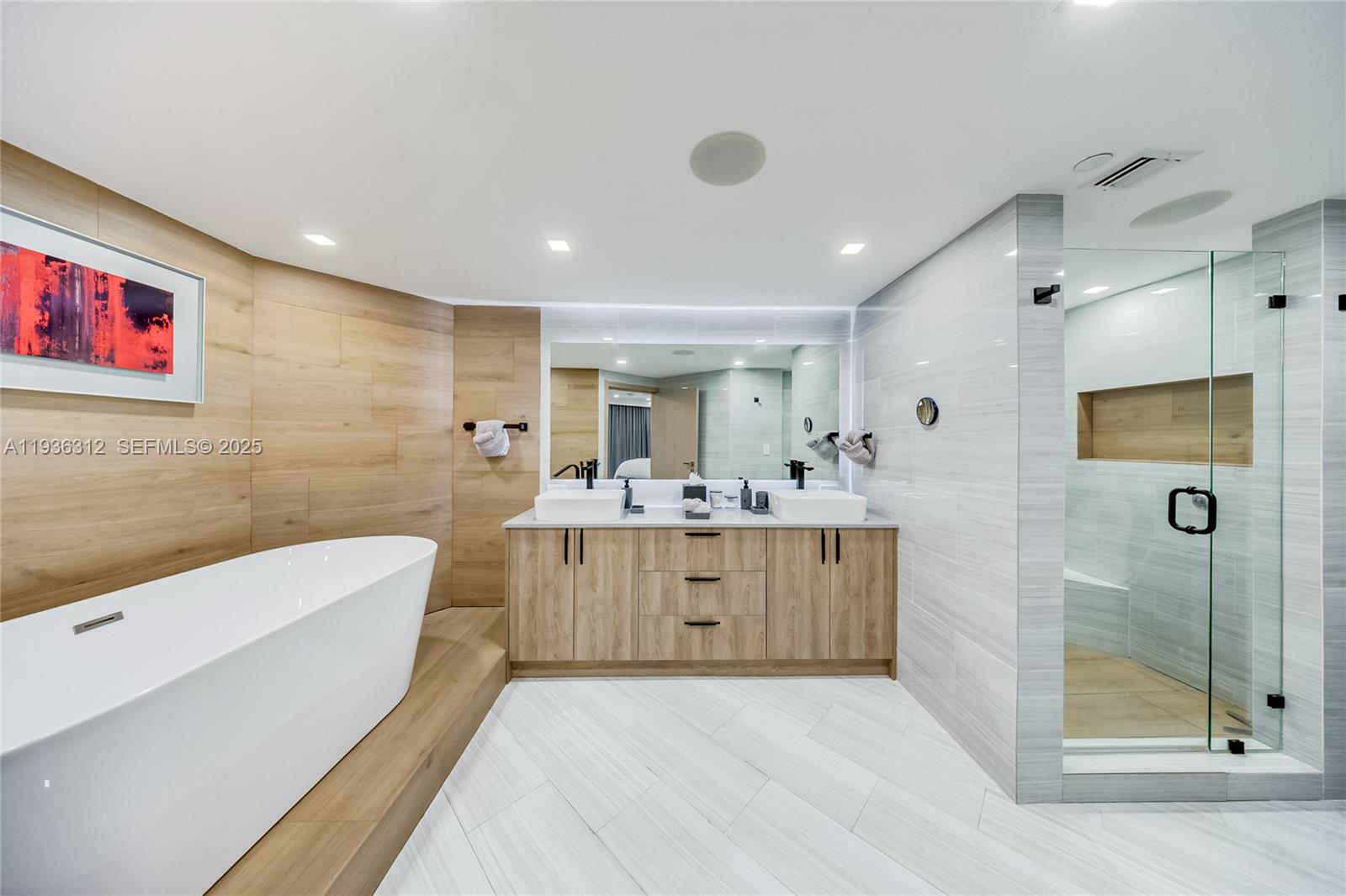 2000 Island Blvd #2507, Aventura FL 33160