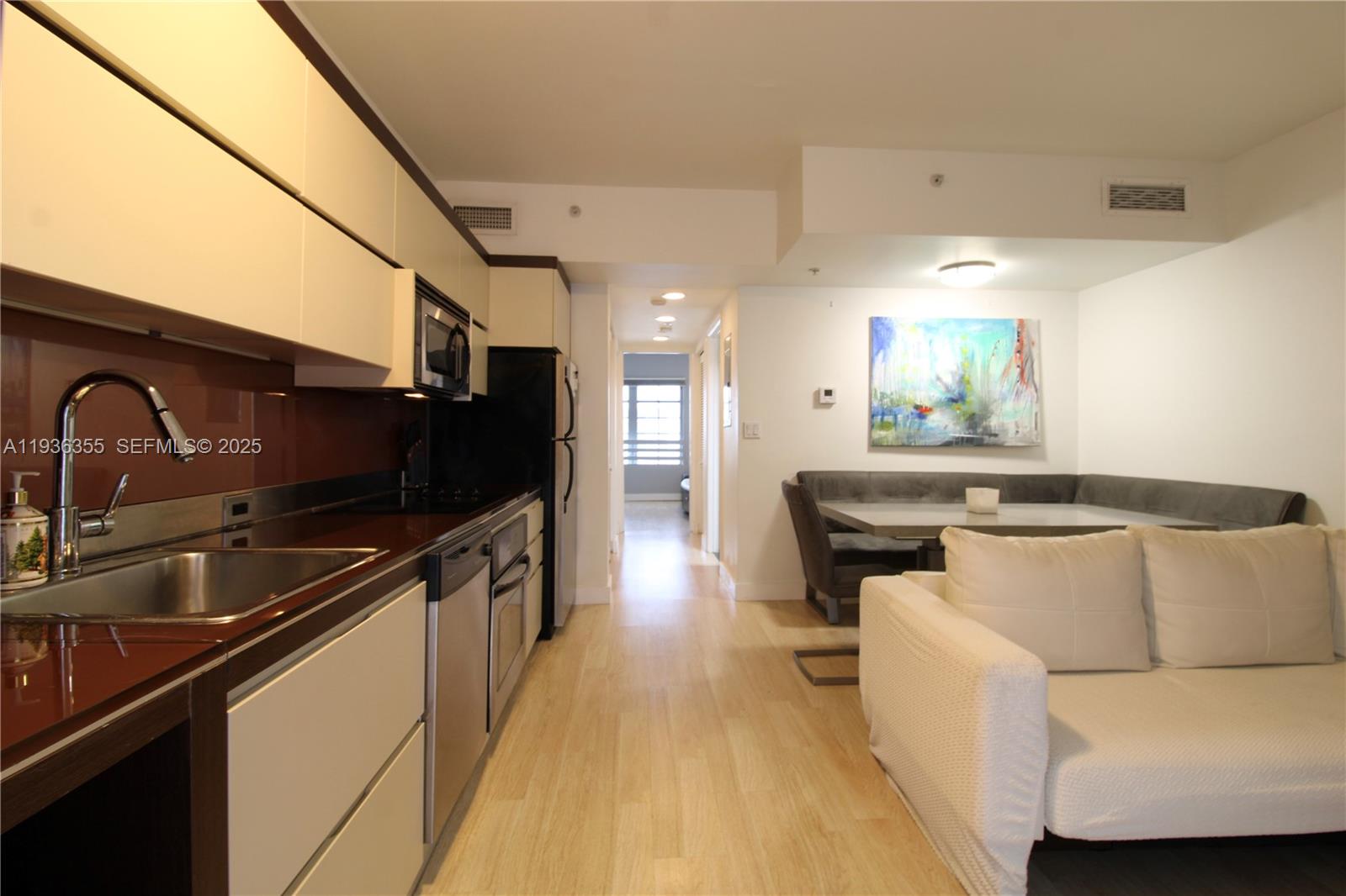 435 21st St #102, Miami Beach FL 33139
