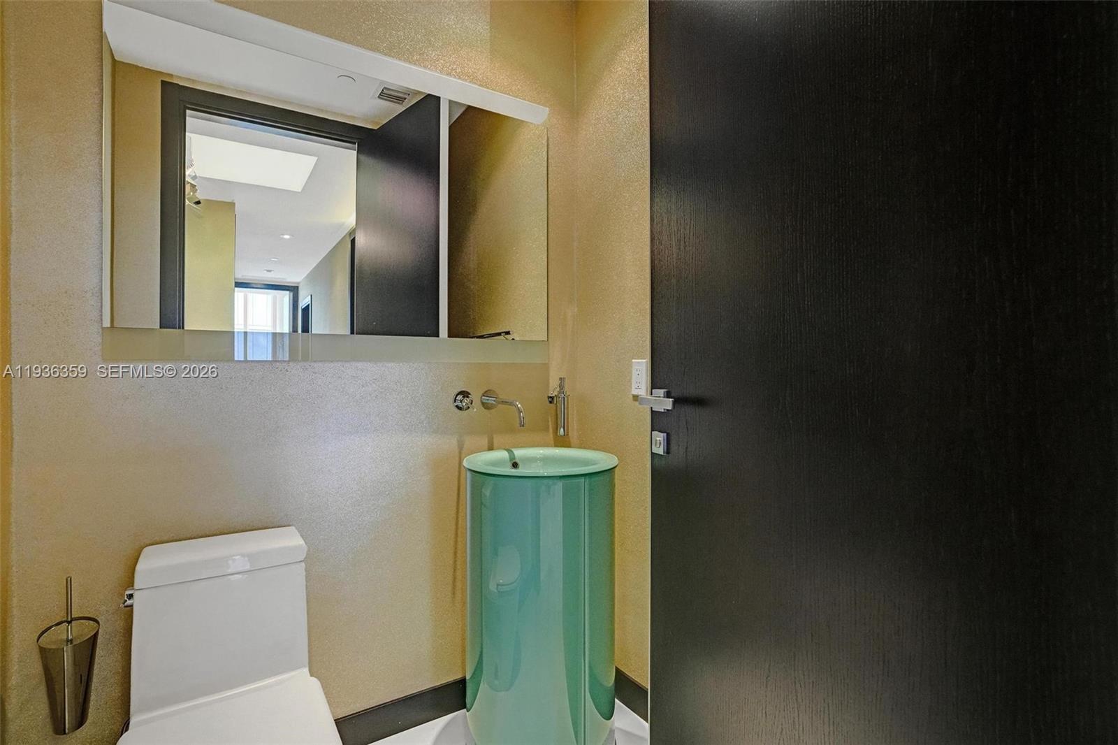 15811 Collins Ave #2201, Sunny Isles Beach FL 33160