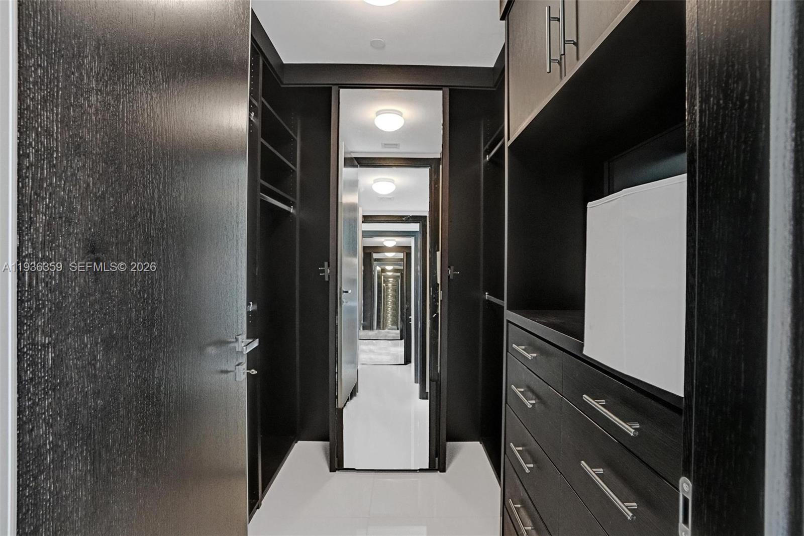 15811 Collins Ave #2201, Sunny Isles Beach FL 33160