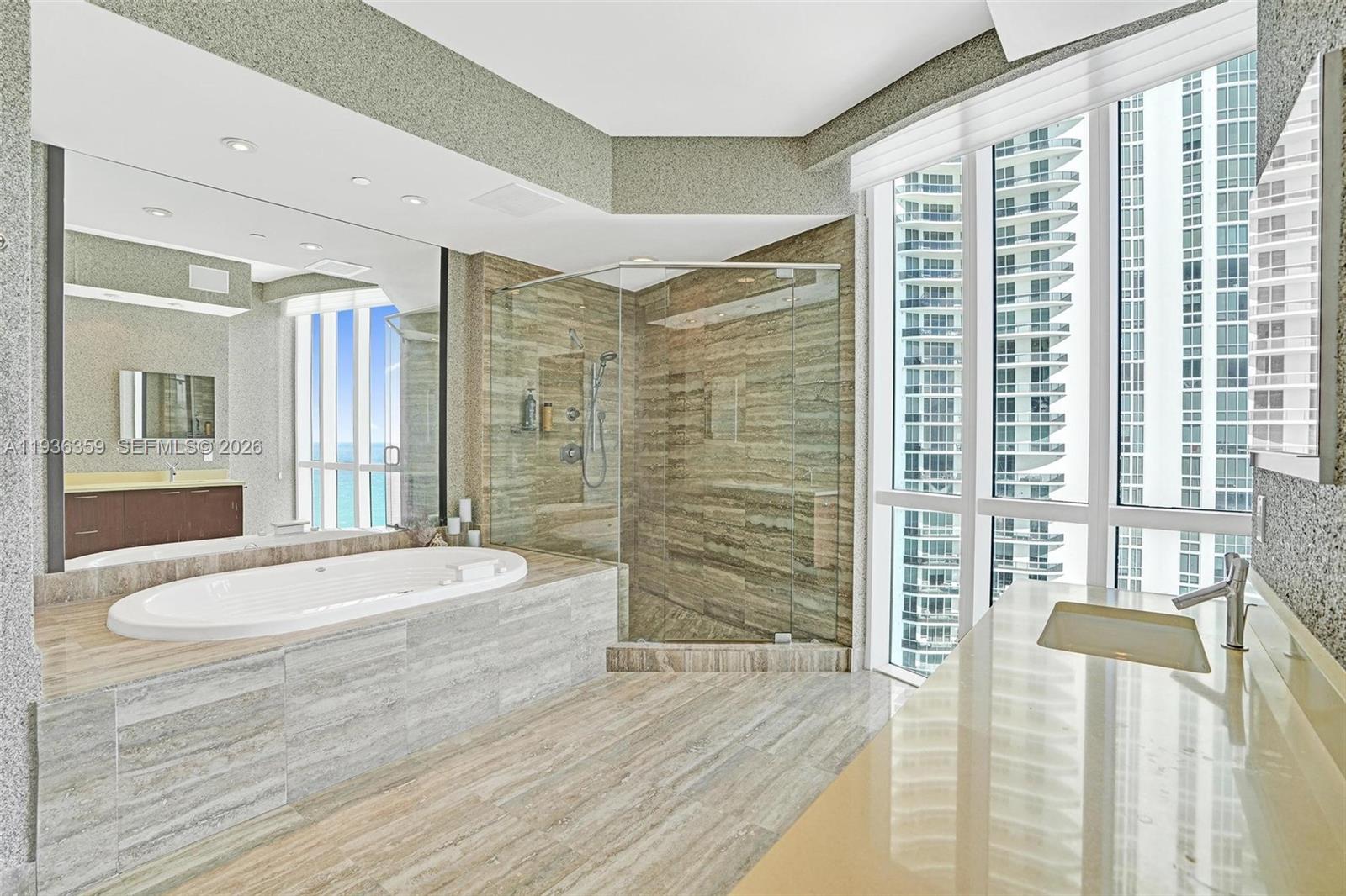 15811 Collins Ave #2201, Sunny Isles Beach FL 33160