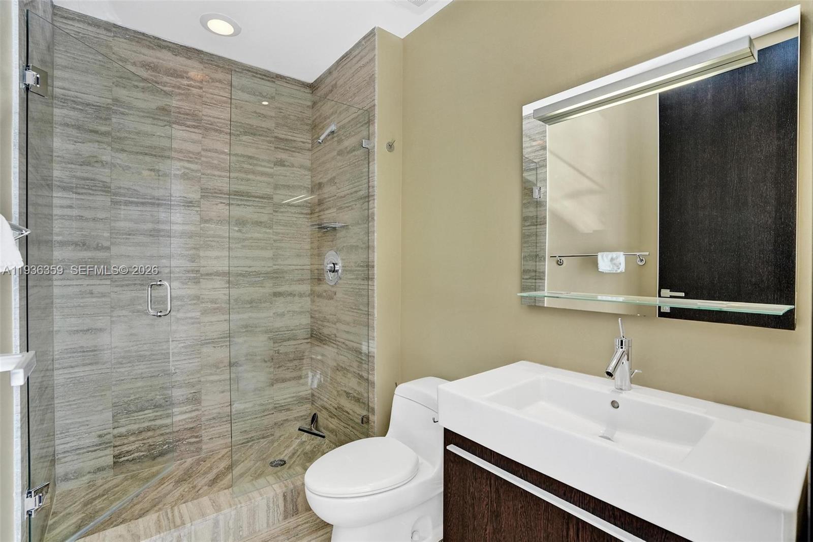 15811 Collins Ave #2201, Sunny Isles Beach FL 33160