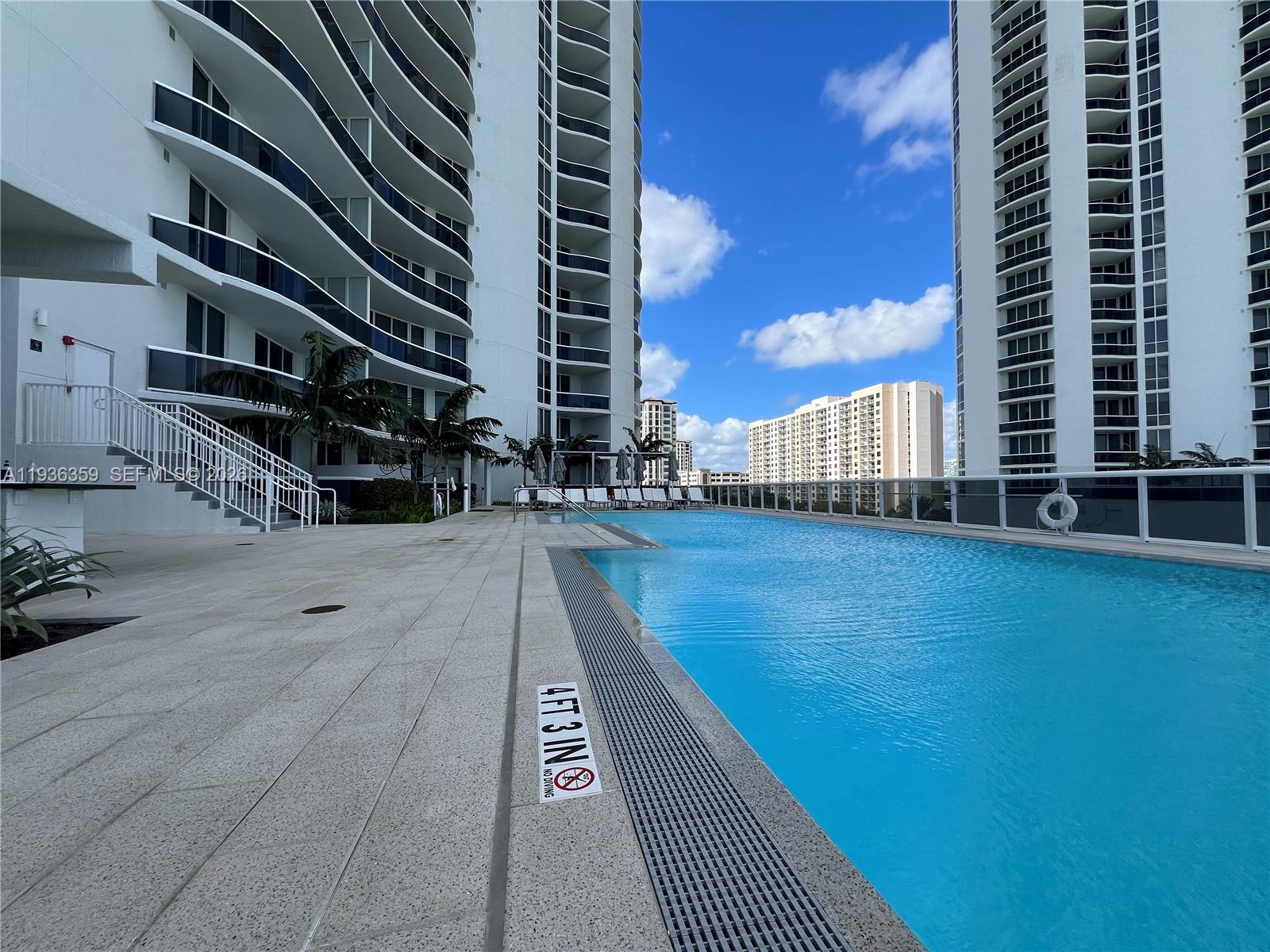 15811 Collins Ave #2201, Sunny Isles Beach FL 33160