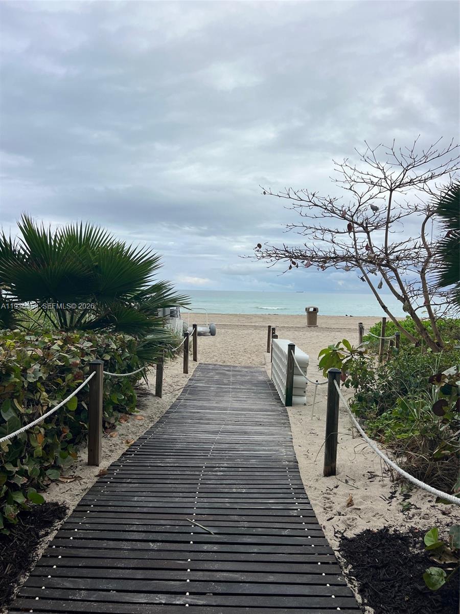 15811 Collins Ave #2201, Sunny Isles Beach FL 33160