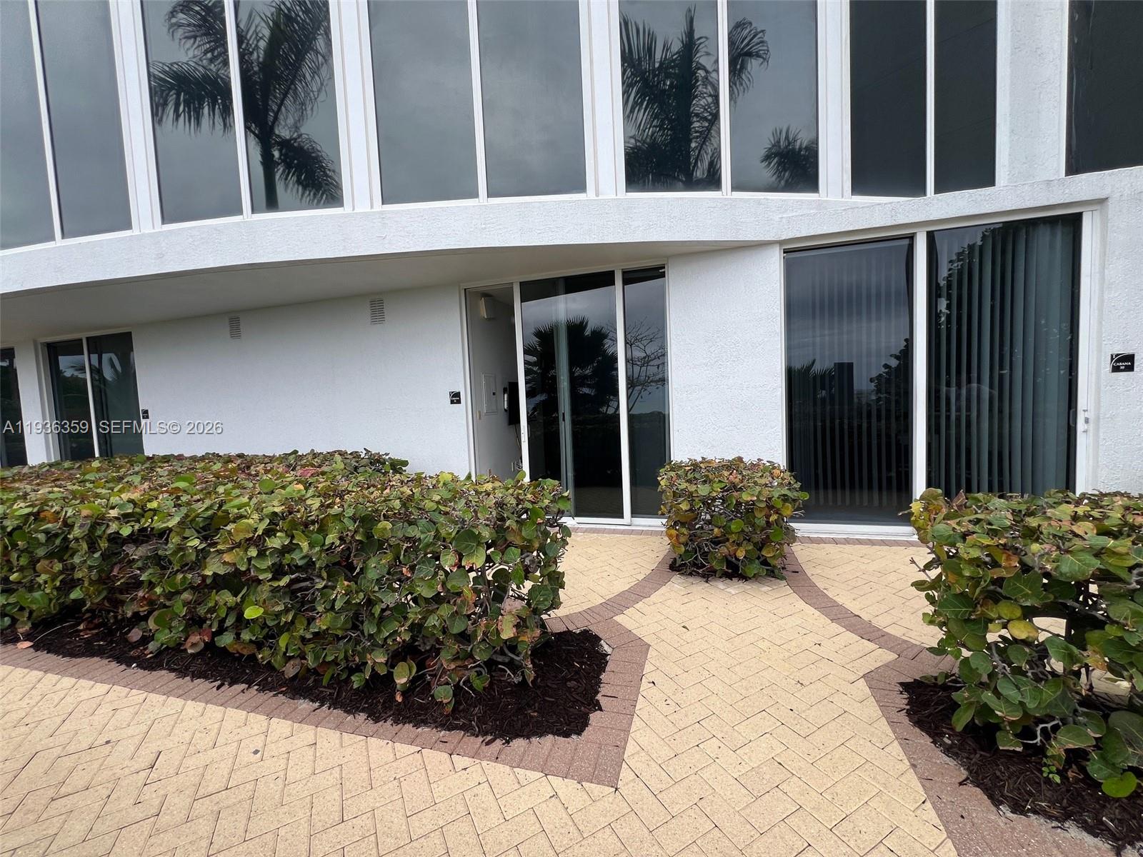 15811 Collins Ave #2201, Sunny Isles Beach FL 33160