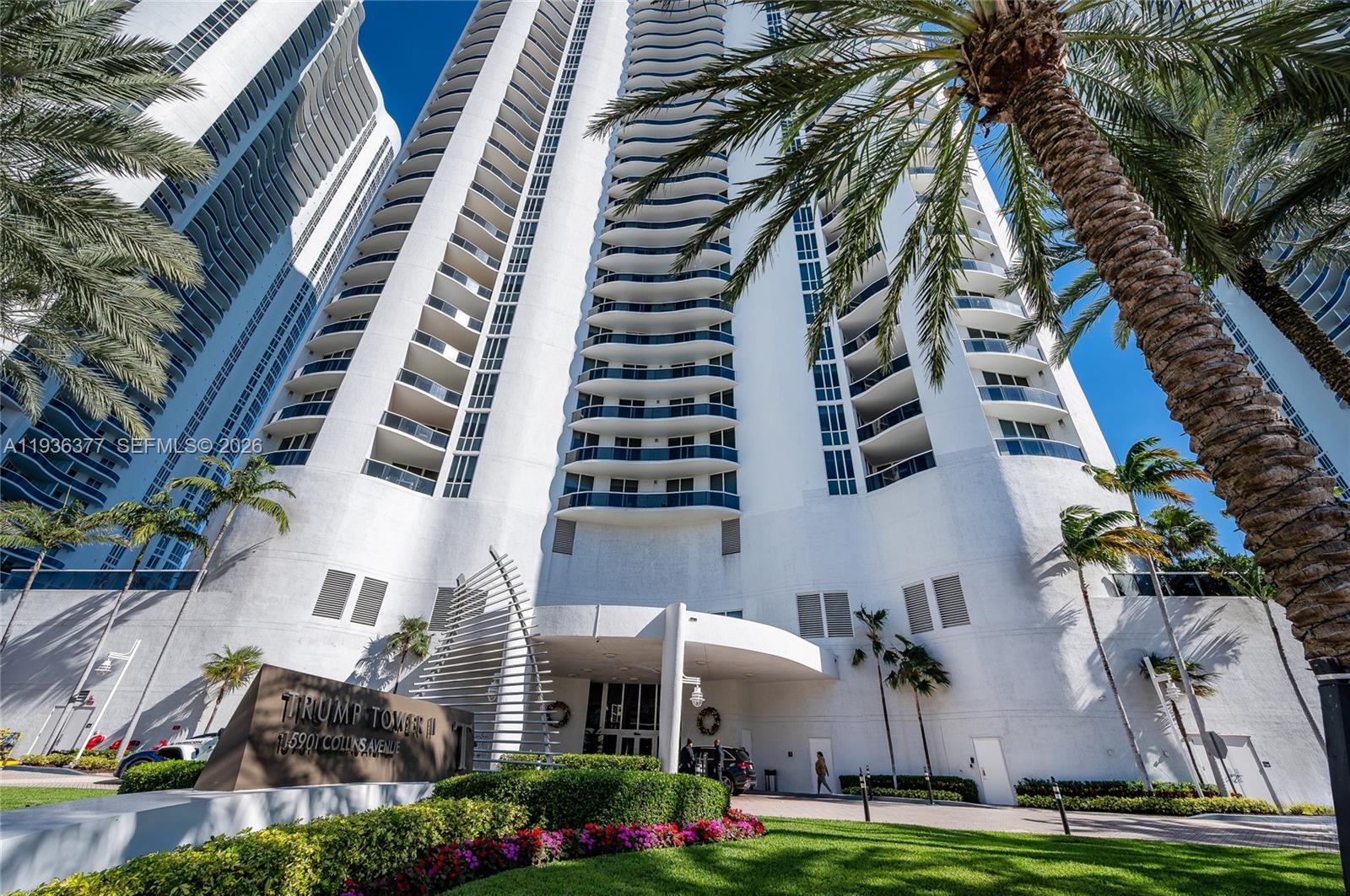15901 Collins Ave #3807, Sunny Isles Beach FL 33160