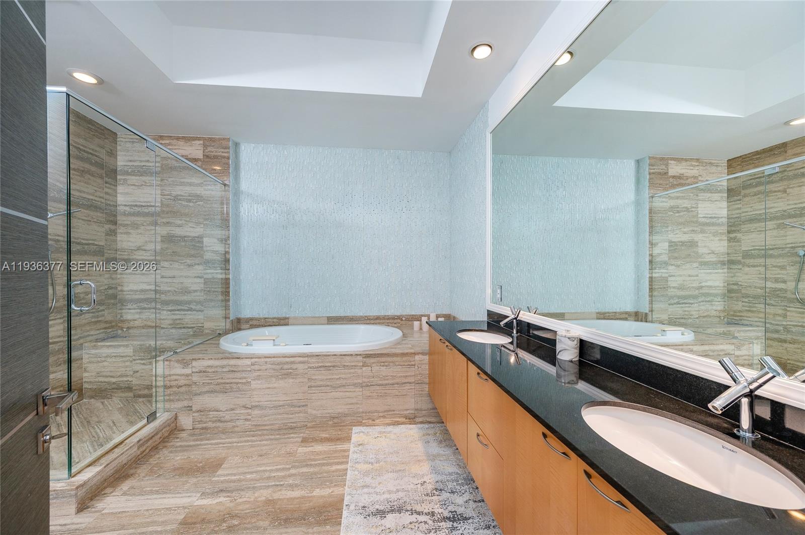15901 Collins Ave #3807, Sunny Isles Beach FL 33160