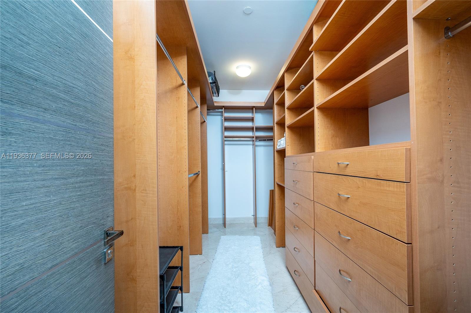 15901 Collins Ave #3807, Sunny Isles Beach FL 33160