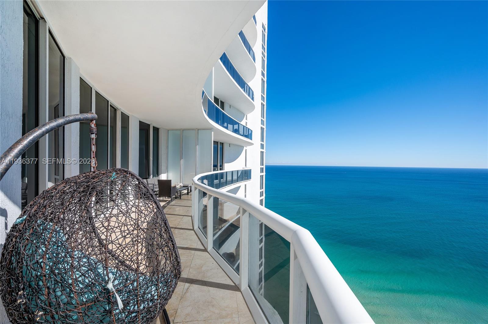 15901 Collins Ave #3807, Sunny Isles Beach FL 33160