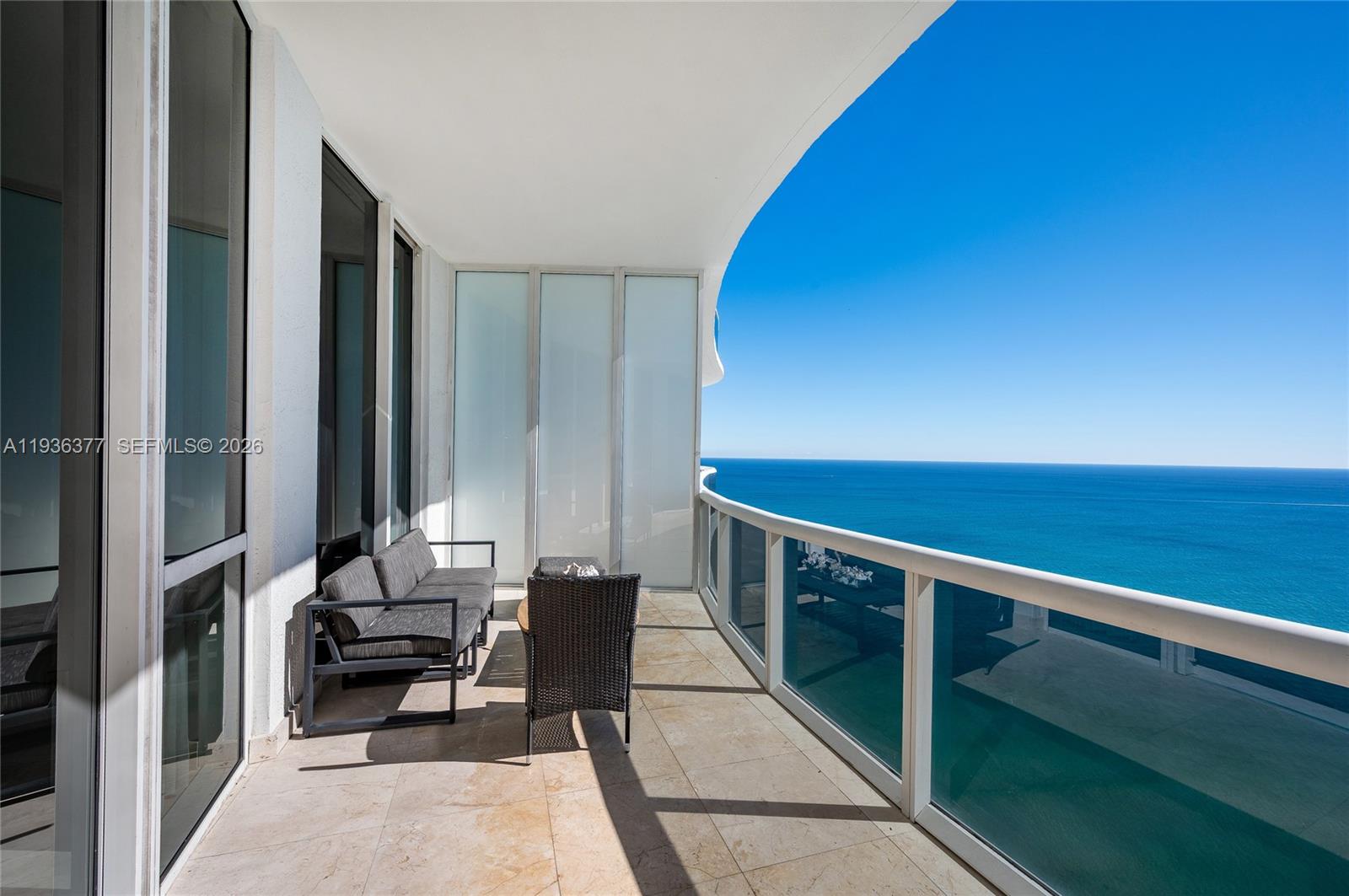 15901 Collins Ave #3807, Sunny Isles Beach FL 33160