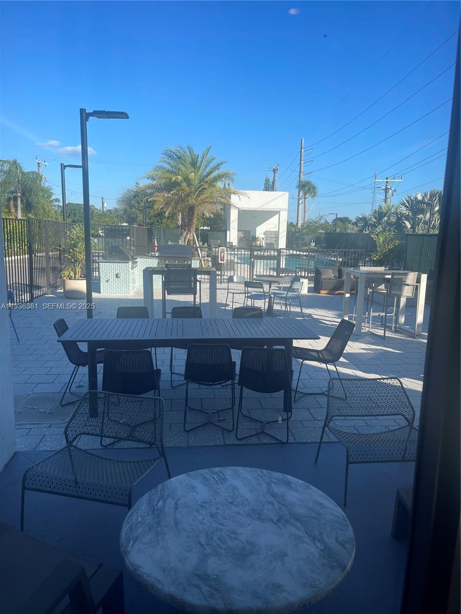 4465 SE Griffin Rd #001, Hollywood FL 33314