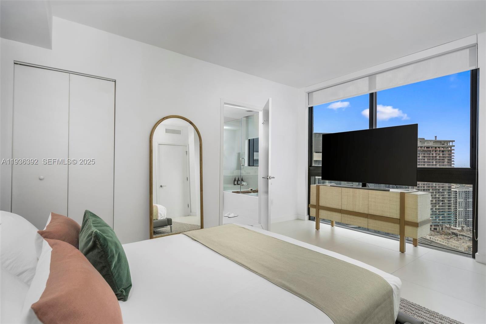 501 NE 31st St #3409, Miami FL 33137
