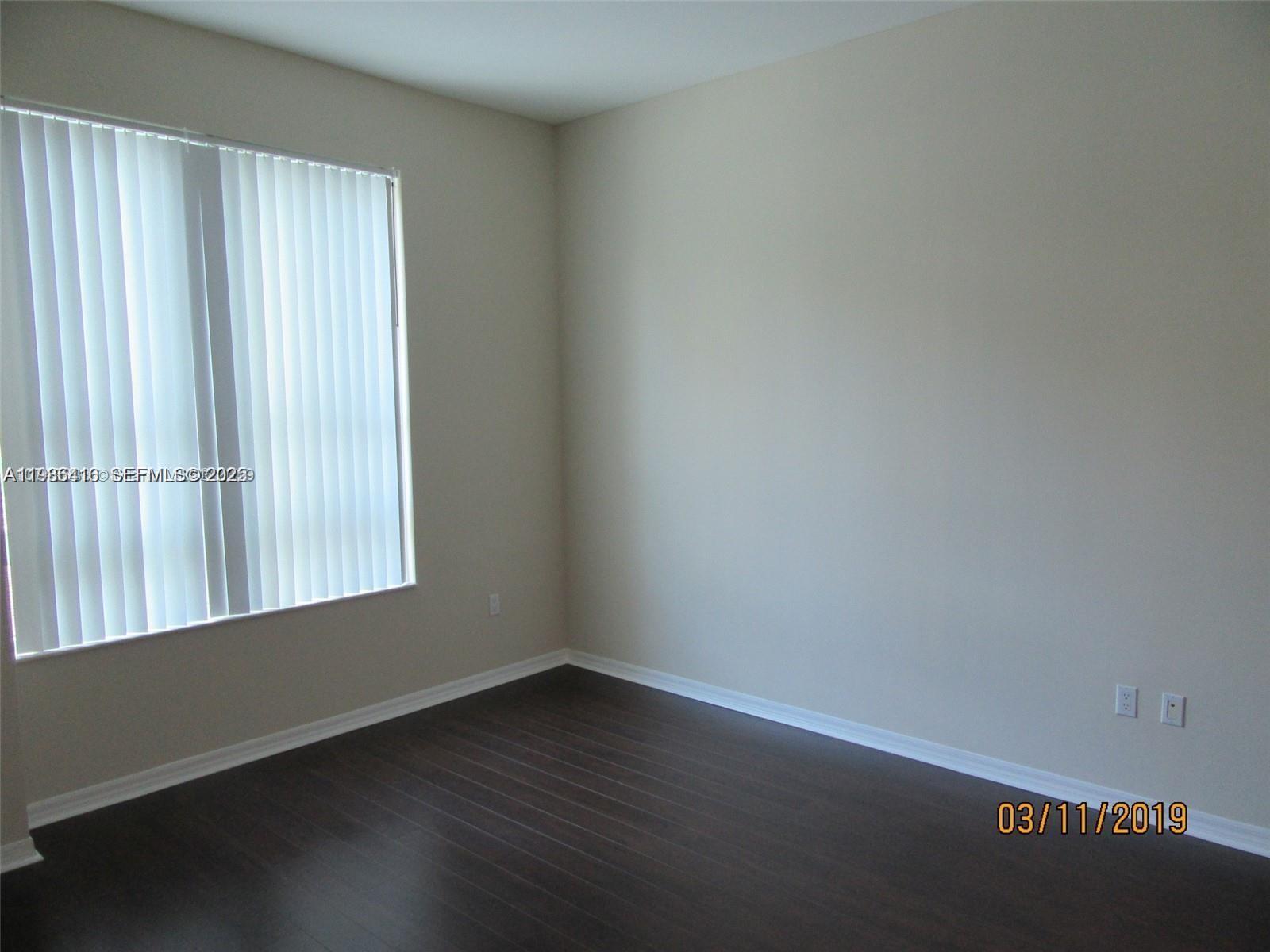 950 Brickell Bay Dr #1003, Miami FL 33131