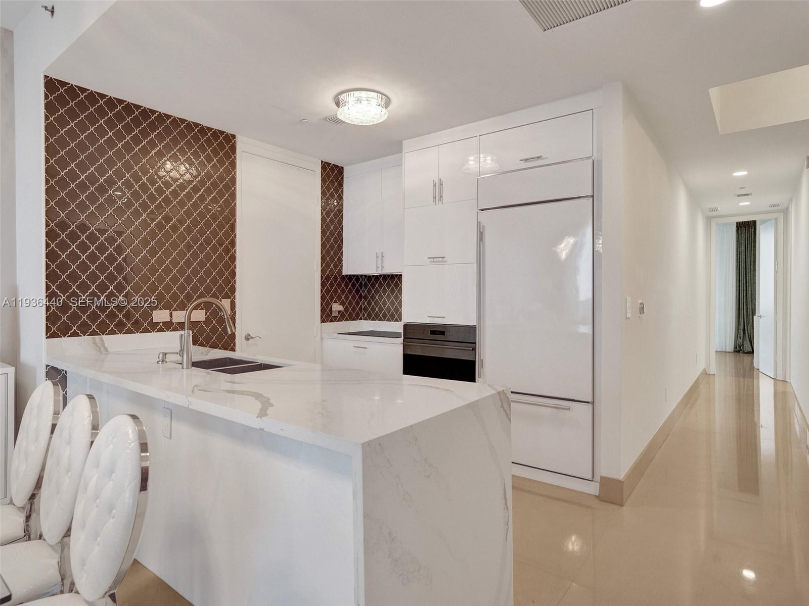 16001 Collins Ave #702, Sunny Isles Beach FL 33160